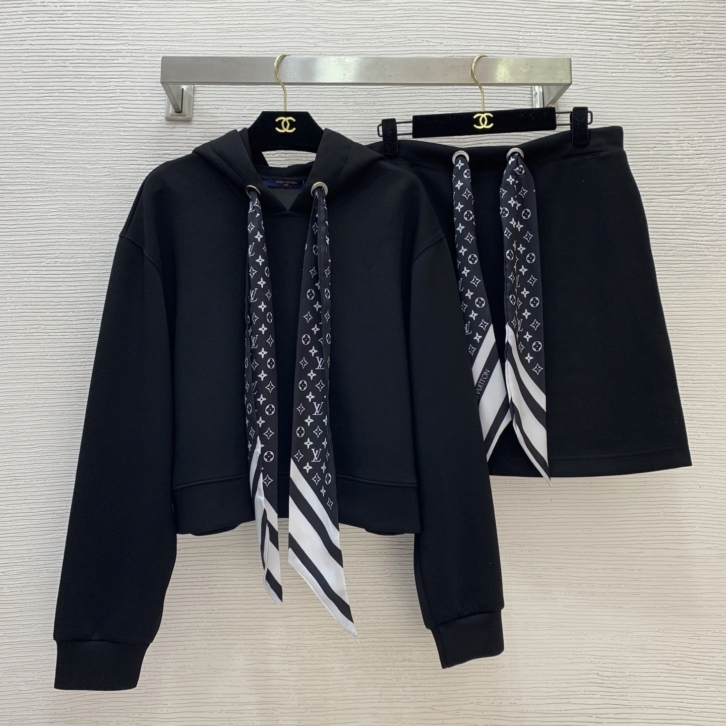 Victoria- 8V suit 2colour item:E-F044I0255-2