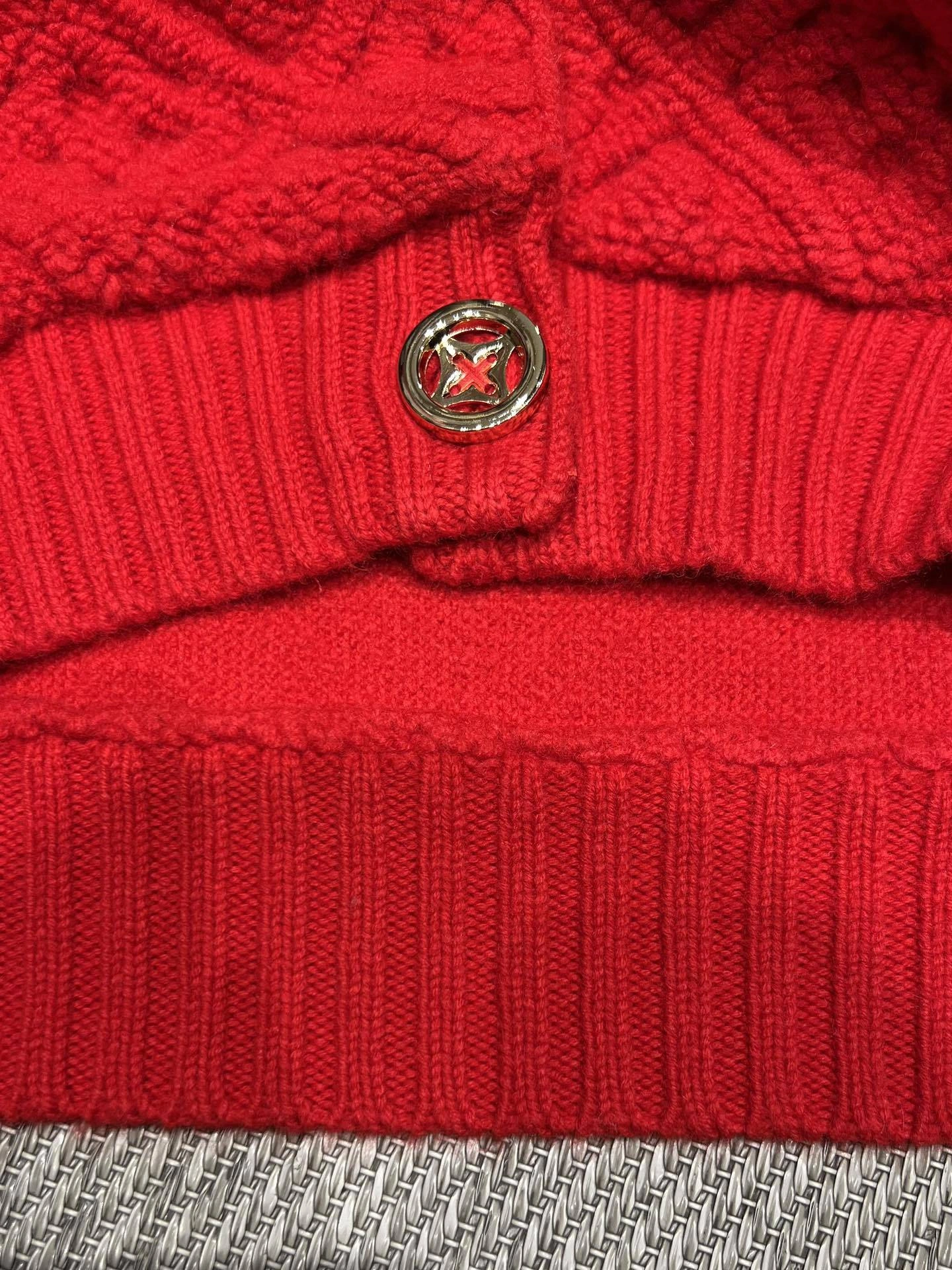 Victoria- 8V wool item:F-F140A1425H