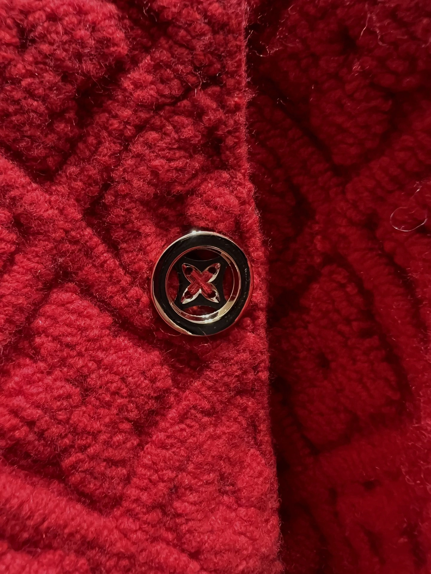 Victoria- 8V wool item:F-F140A1425H