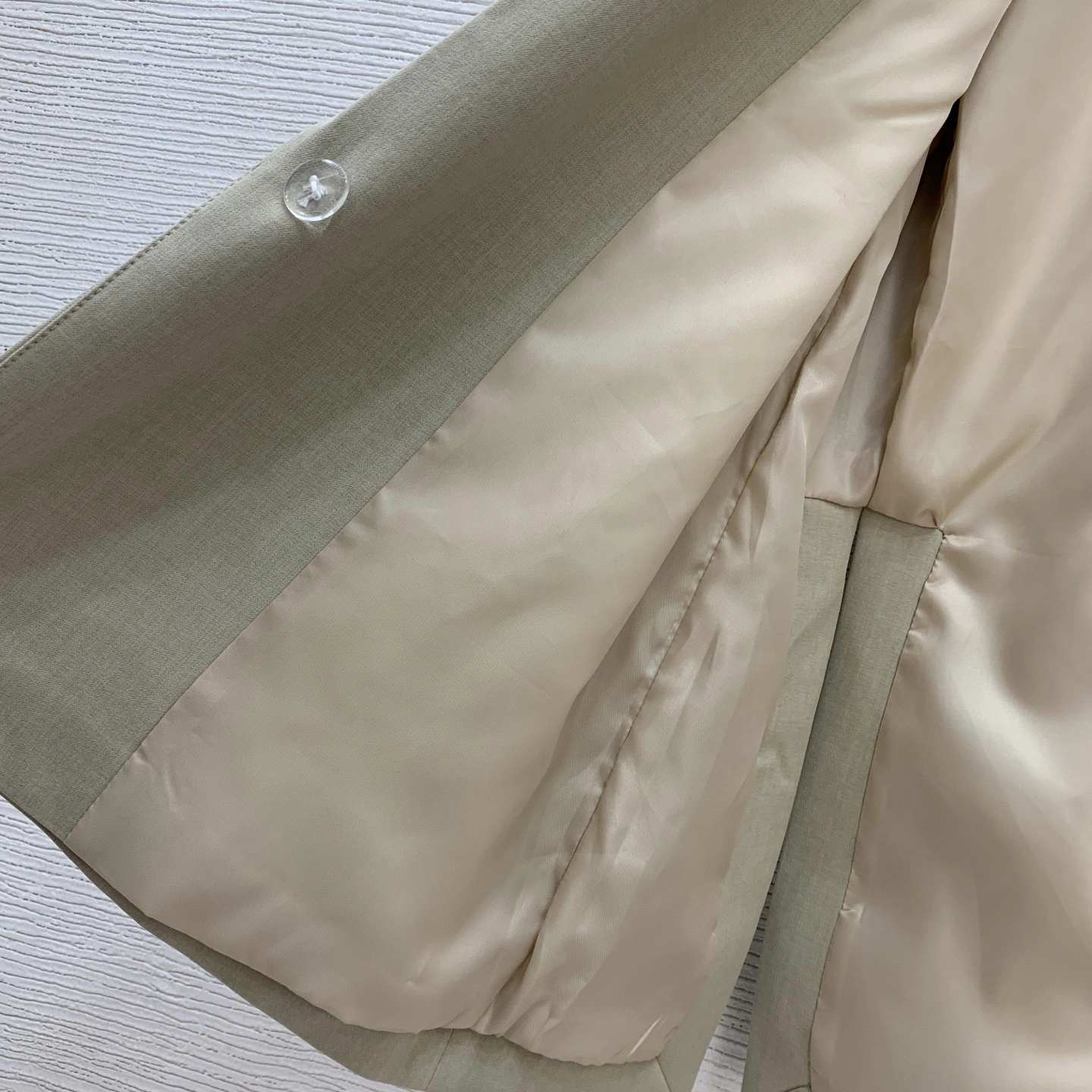 Victoria- 8o5w5 2colour item:E-F044I0224-2
