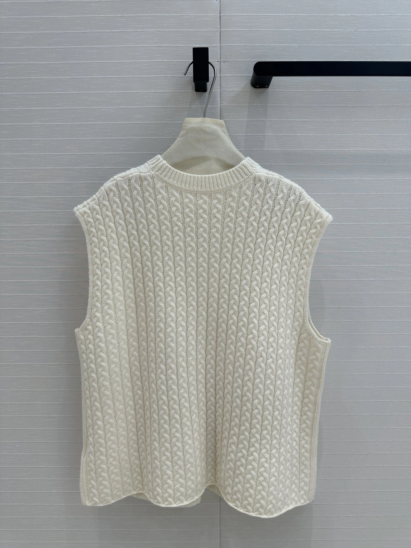 Victoria- 8o5w5 2colour item:E-F240B1198-2T
