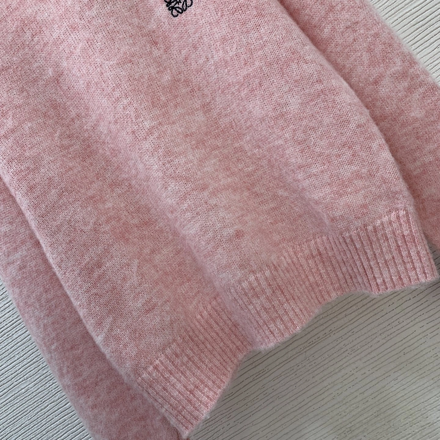 Victoria- 8o5w5 embroidery wool item:F-F044A1417H