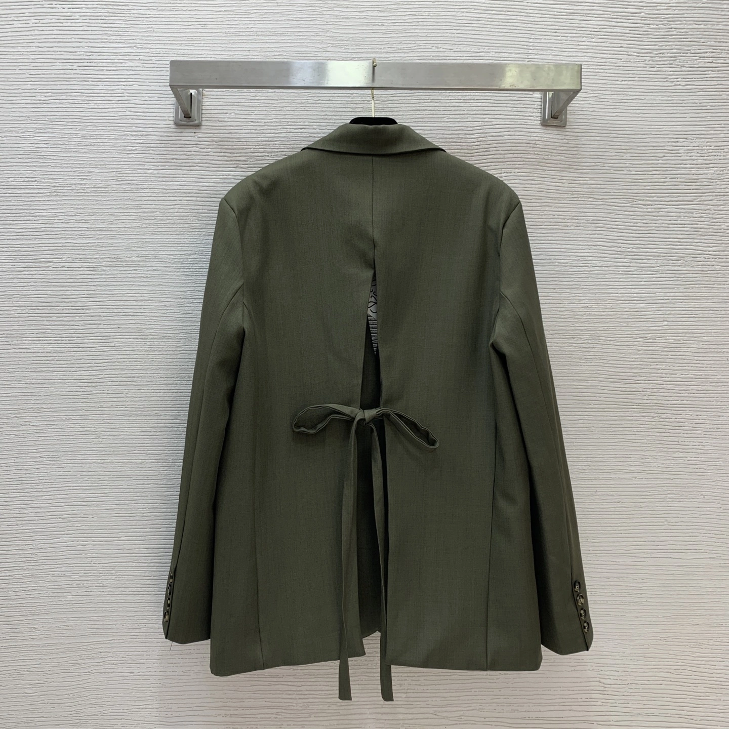 Victoria- 8o5w5 item:E-F044I0223