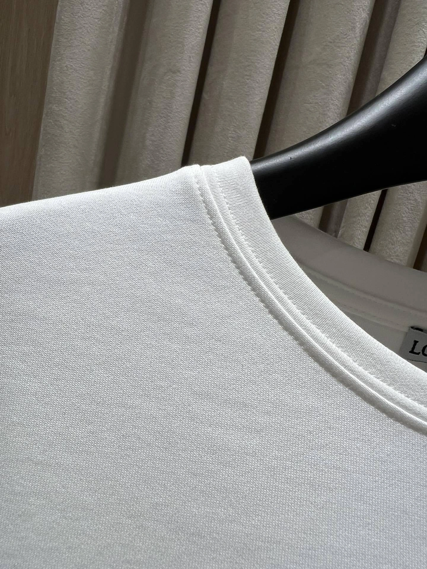 Victoria- 8o5w5 item:E-F140D1143