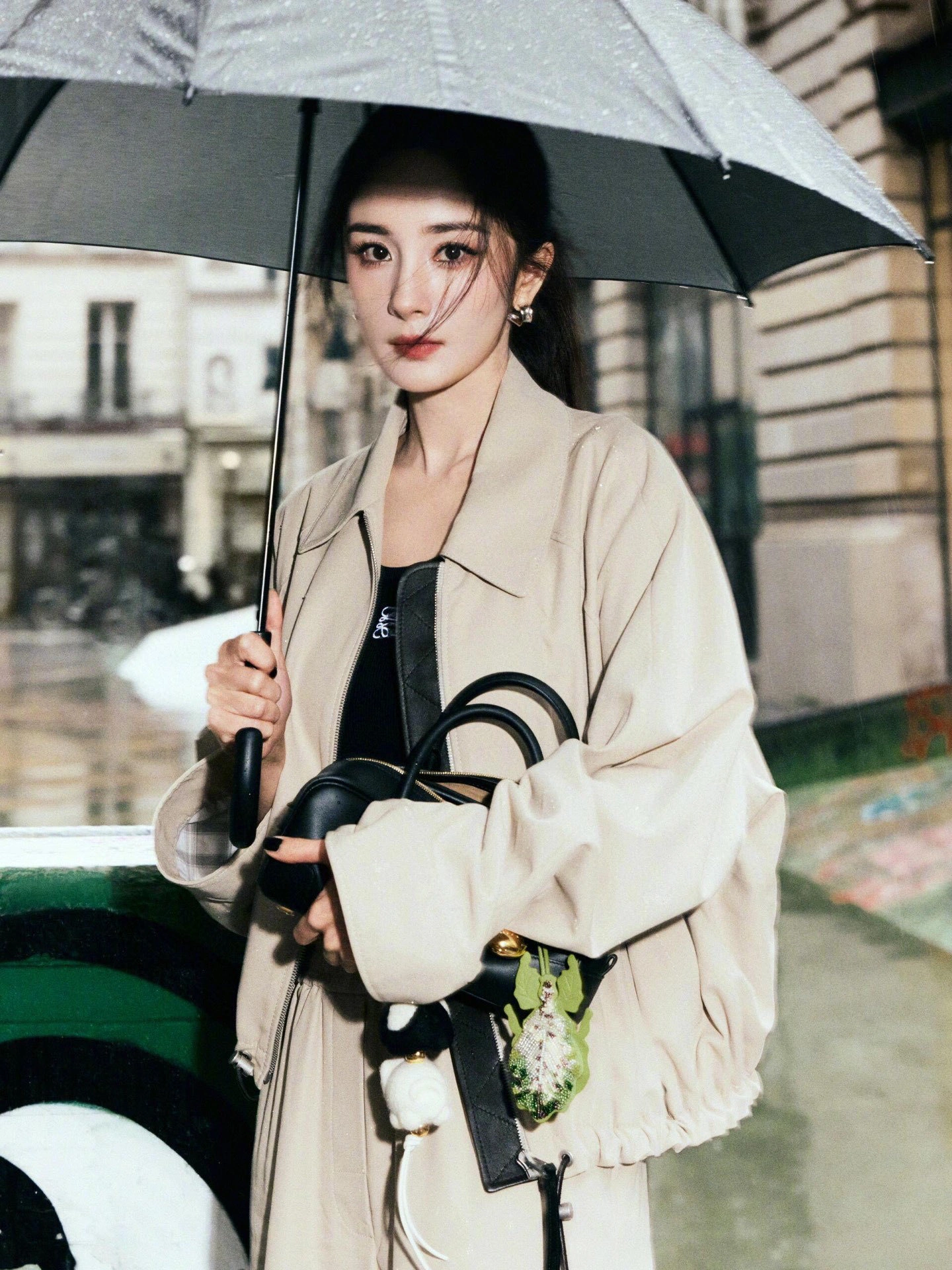 Victoria- 8o5w5 item:E-F240B2319