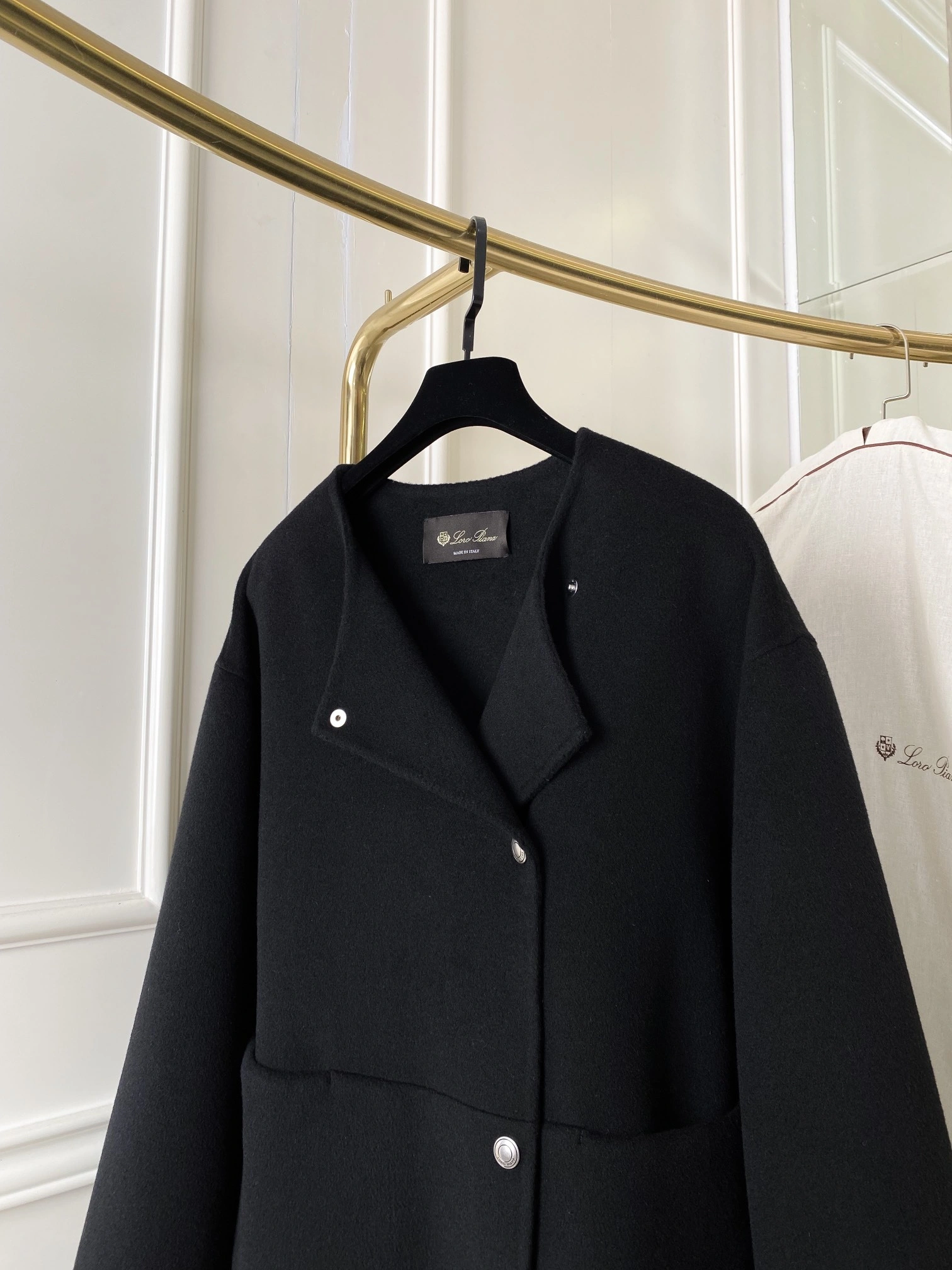 Victoria- 8oro Pi191 Chewe cashmere 2colour item:E-F020J2306-2H