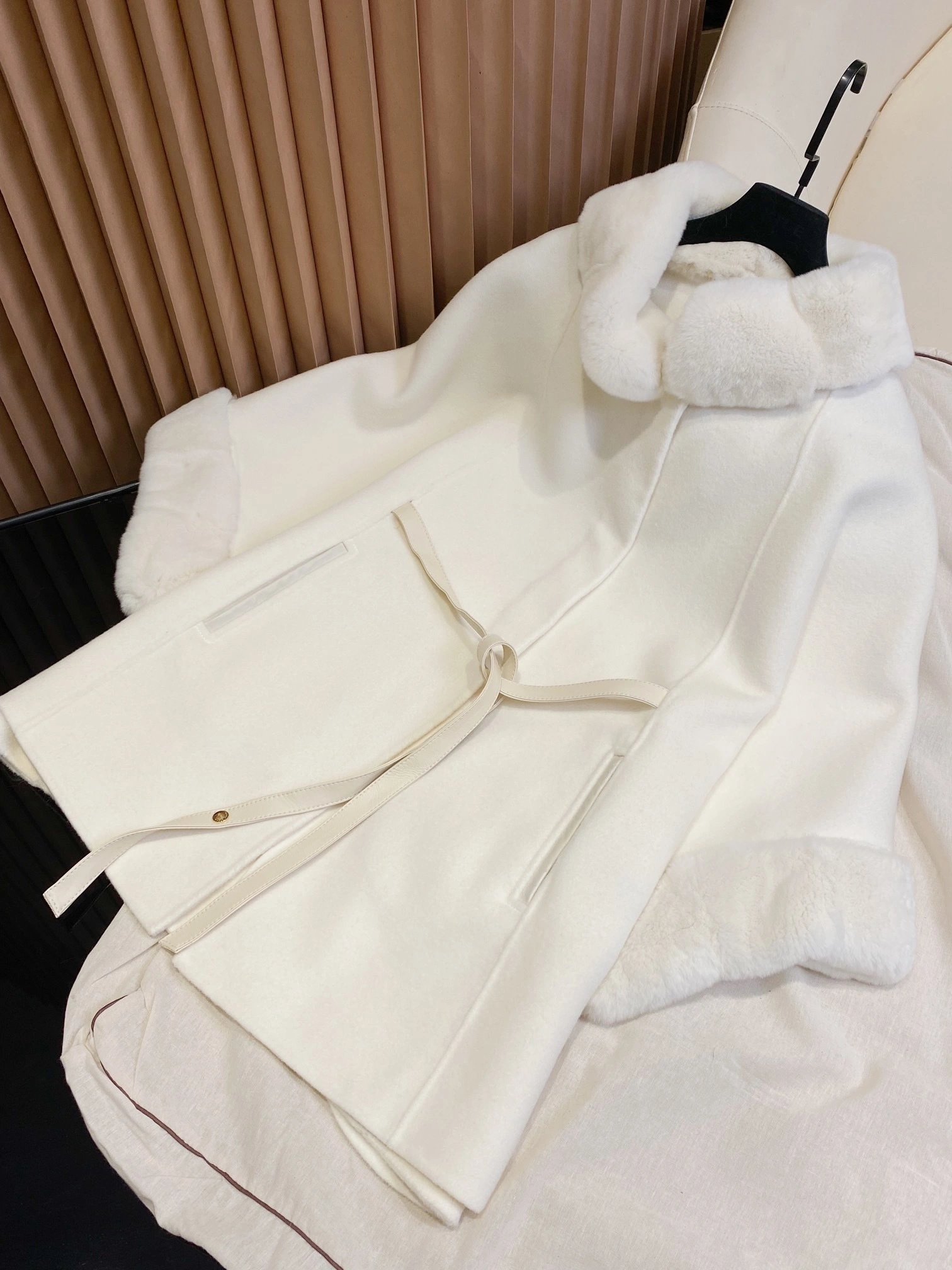 Victoria- 8oro Pi191 Salzburg cashmere 5colour item:E-F020J2307-5H