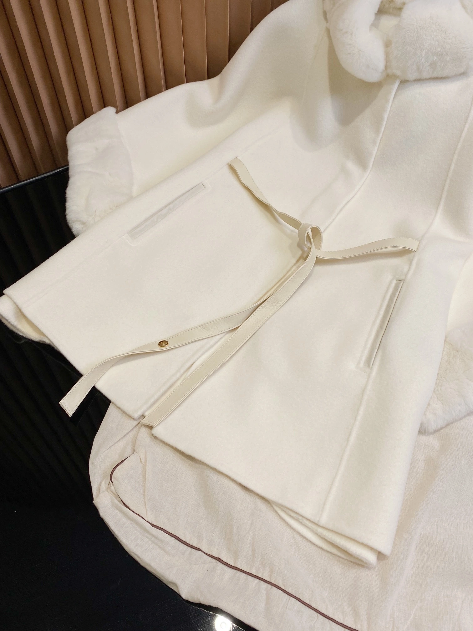 Victoria- 8oro Pi191 Salzburg cashmere 5colour item:E-F020J2307-5H