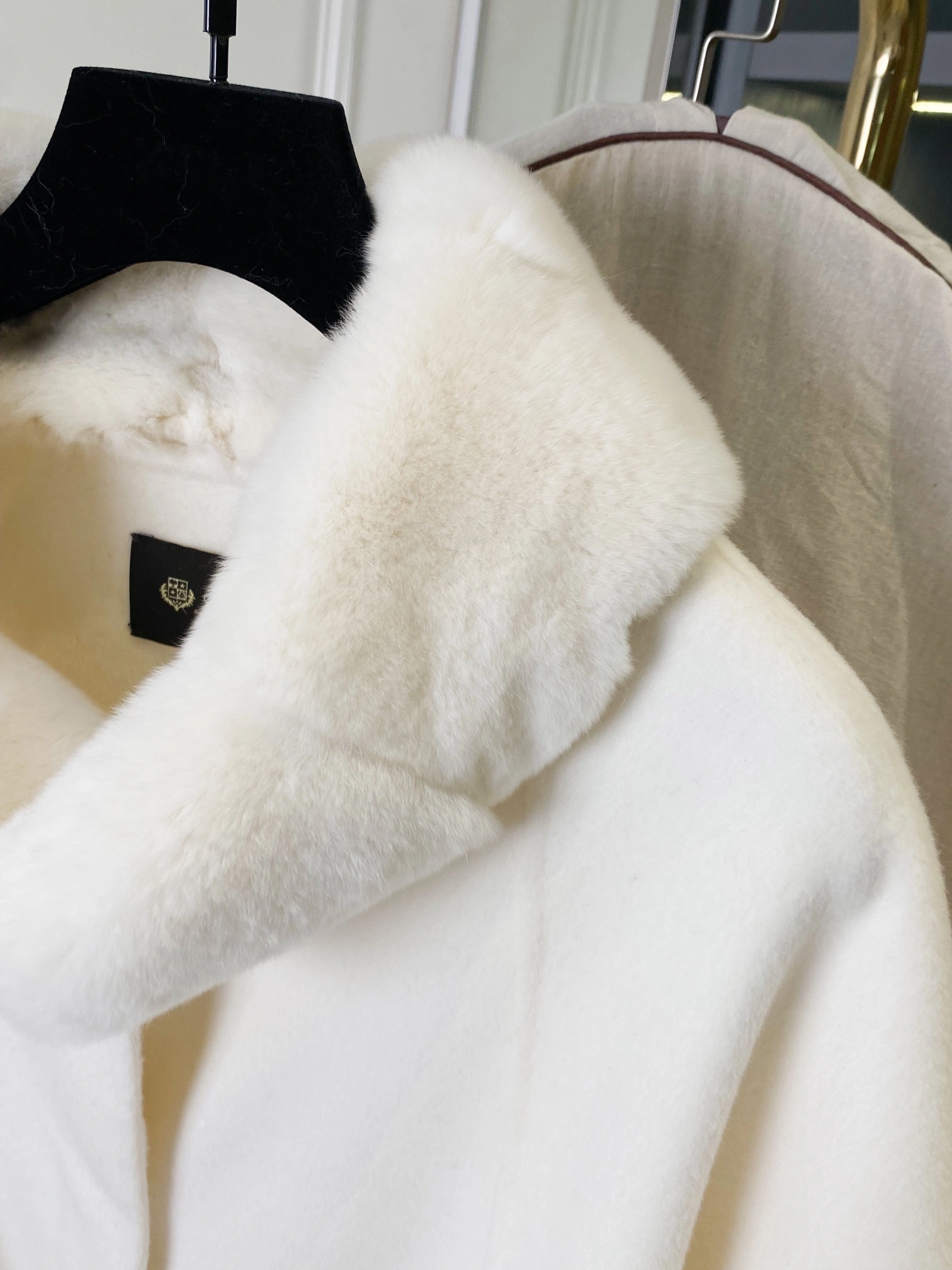 Victoria- 8oro Pi191 Salzburg cashmere 5colour item:E-F020J2307-5H