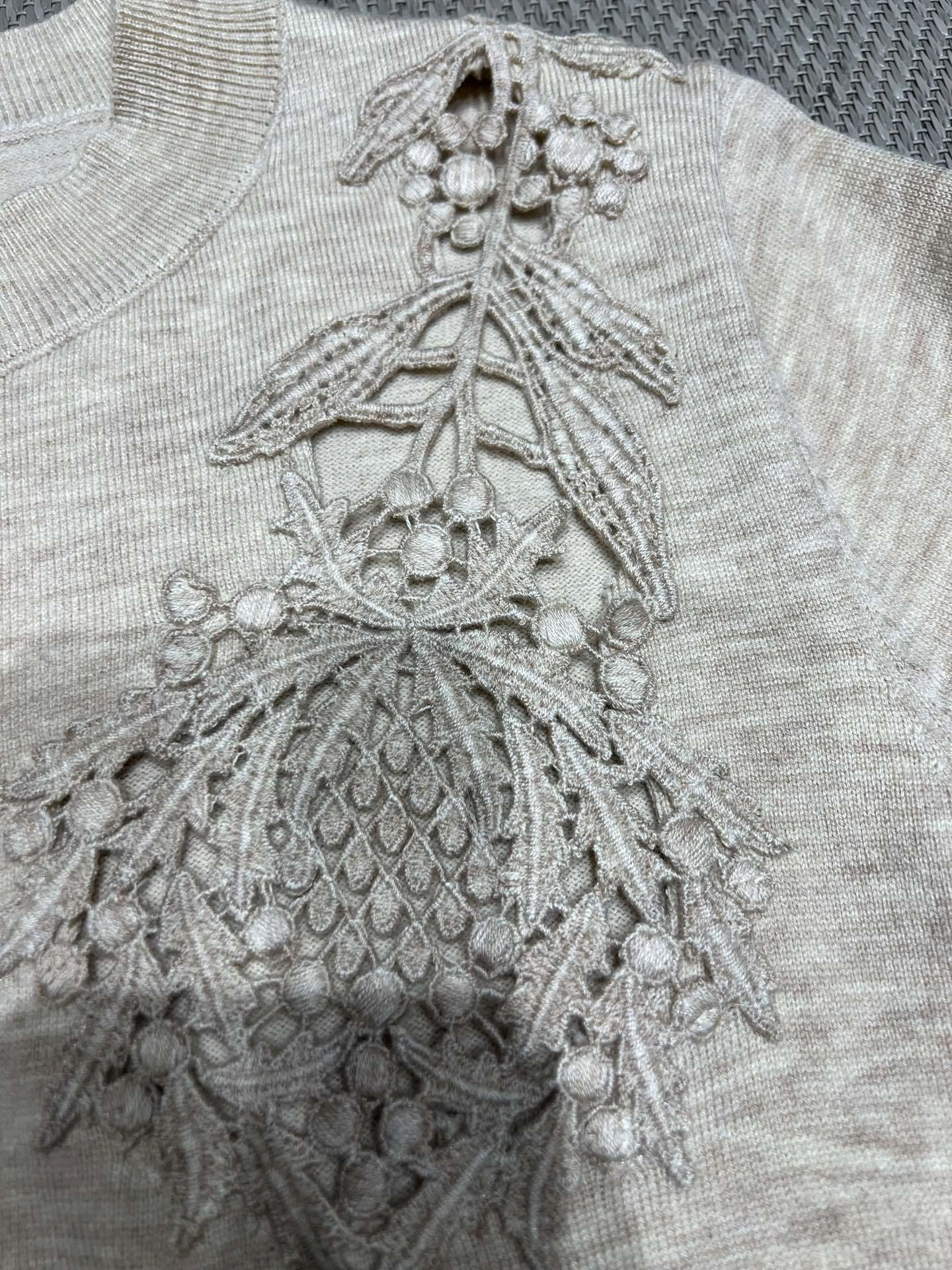 Victoria- 8oro Pi191 embroidery item:E-F140I2744H