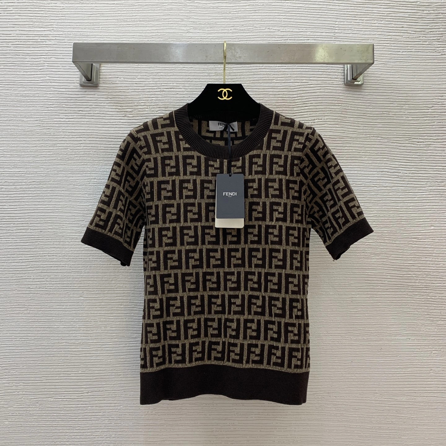 Victoria- F594i item:E-F044I0203