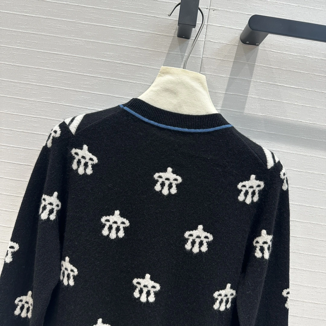 Victoria- H5r75s mbroidery 4colour item:D-F240H2637-4