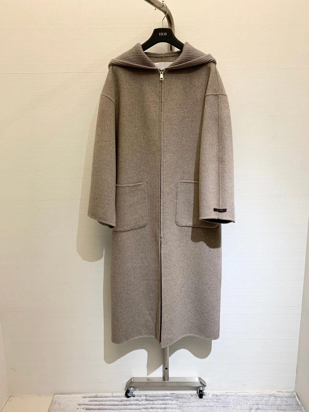 Victoria- Ji8 S1945r Cashmere 2colour item:D-F245K1636-2