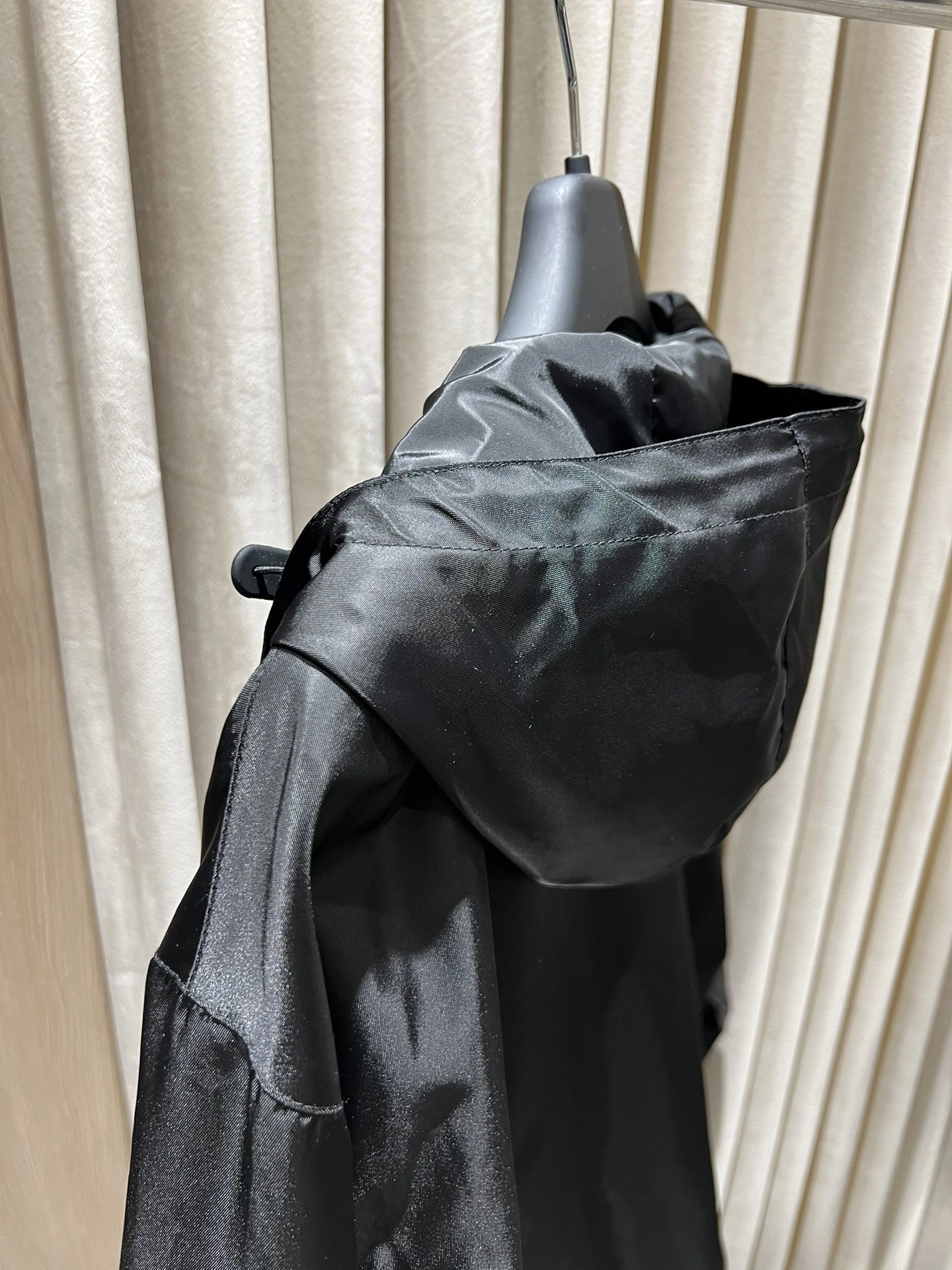 Victoria- Pr141 Belted Hooded Nylon Jacket item:E-F140I2718H