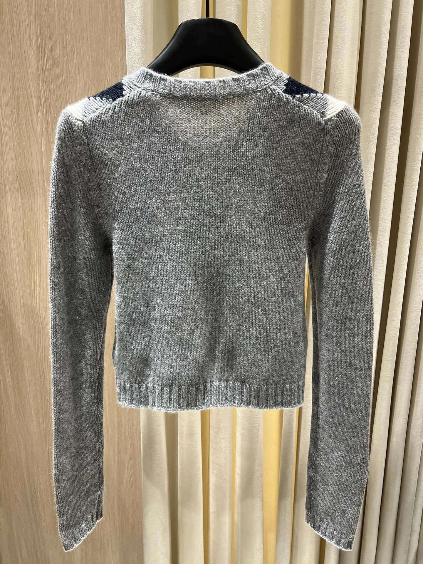 Victoria- Pr141 cashmere item:E-F140I2714H