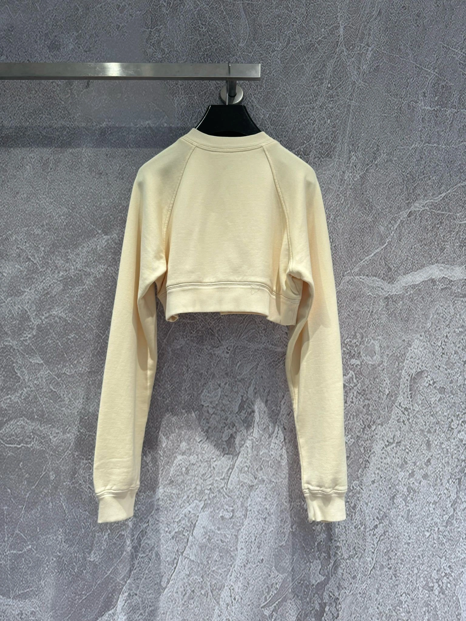 Victoria- Pr141 item:D-F240G1007