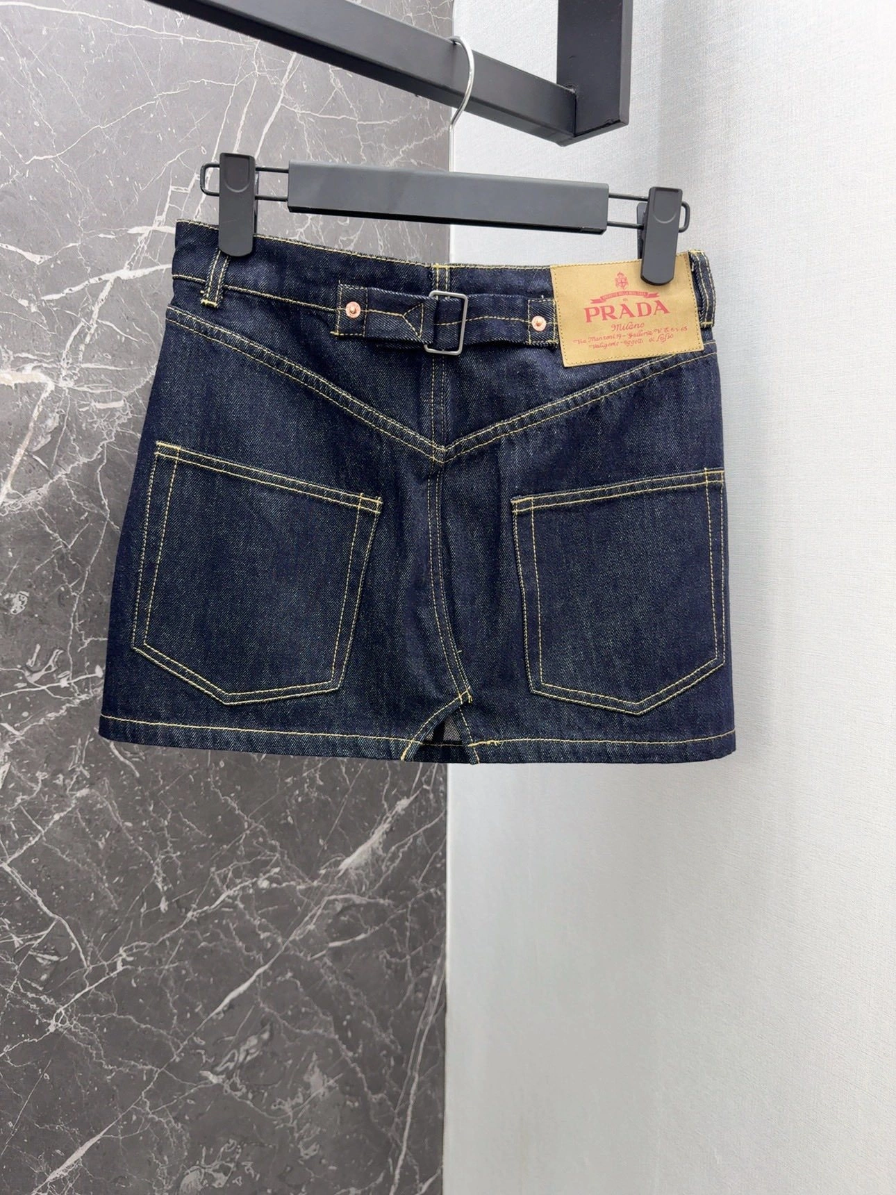 Victoria- Pr141 item:D-F240G1009