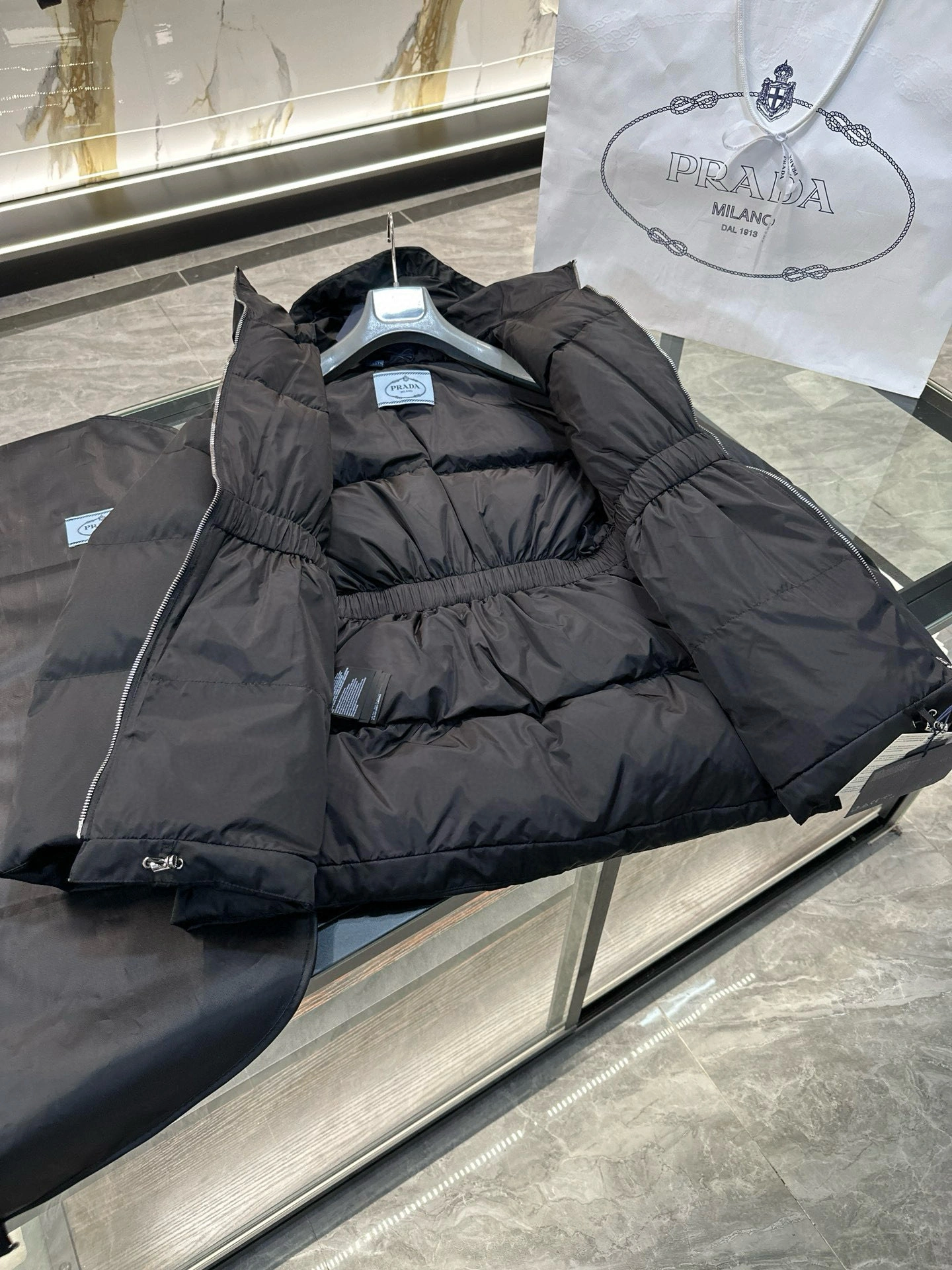 Victoria- Pr141 nylon duck down Down jacket item:E-F190H2241