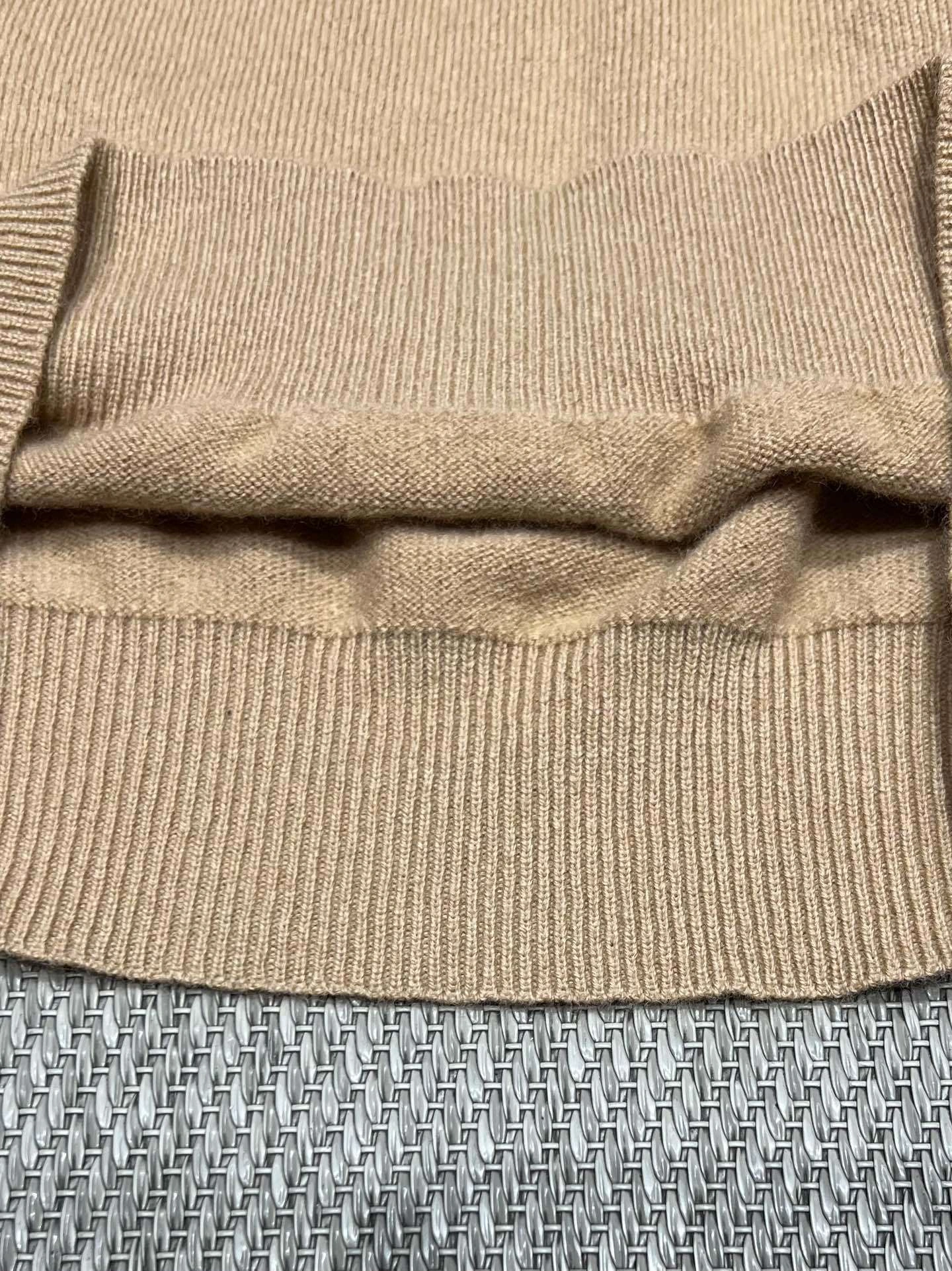 Victoria- Pr141 wool item:E-F140I2715H