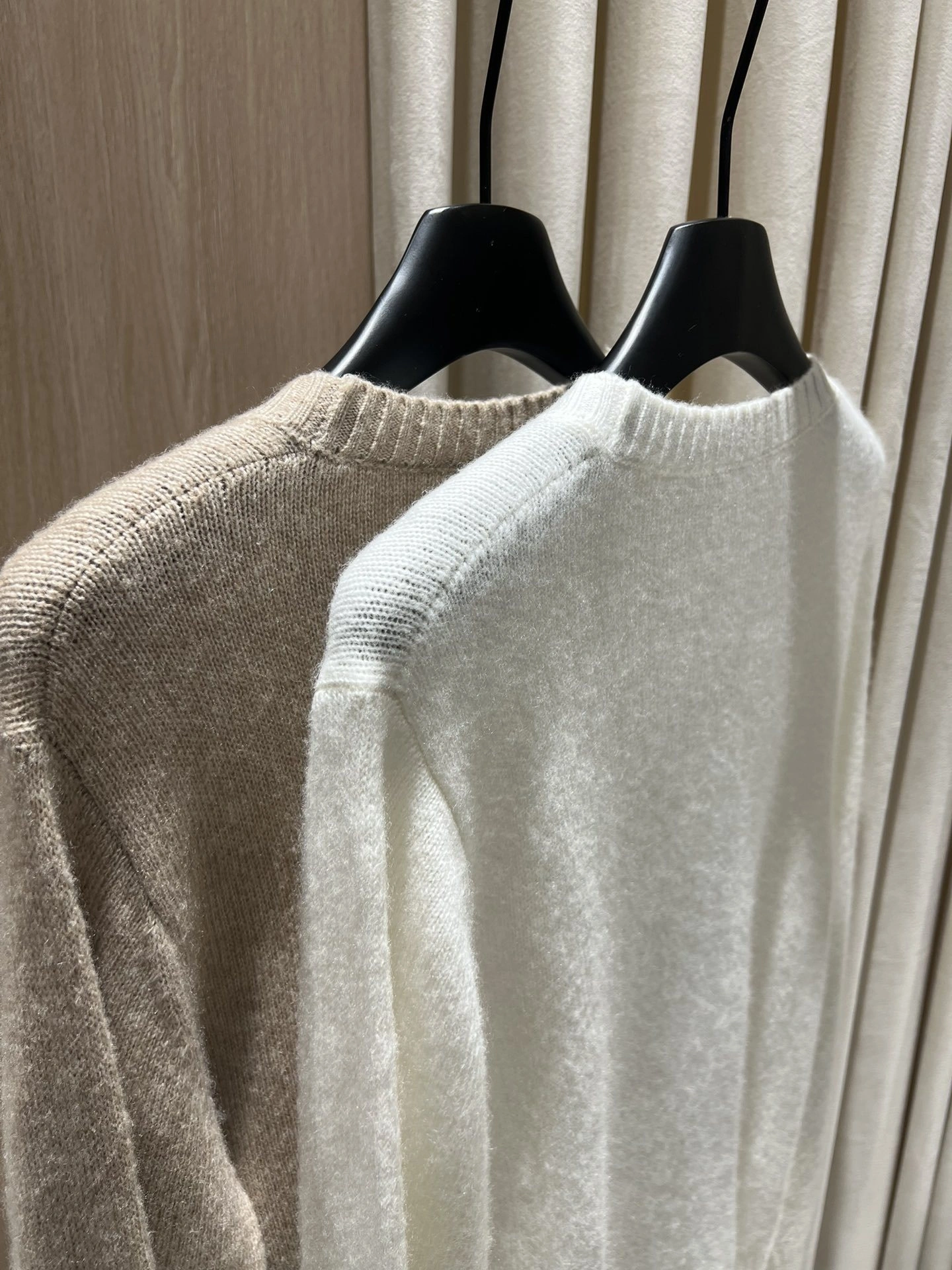 Victoria- R18ph embroidery cashmere wool 2colour item:E-F140I2727-2H