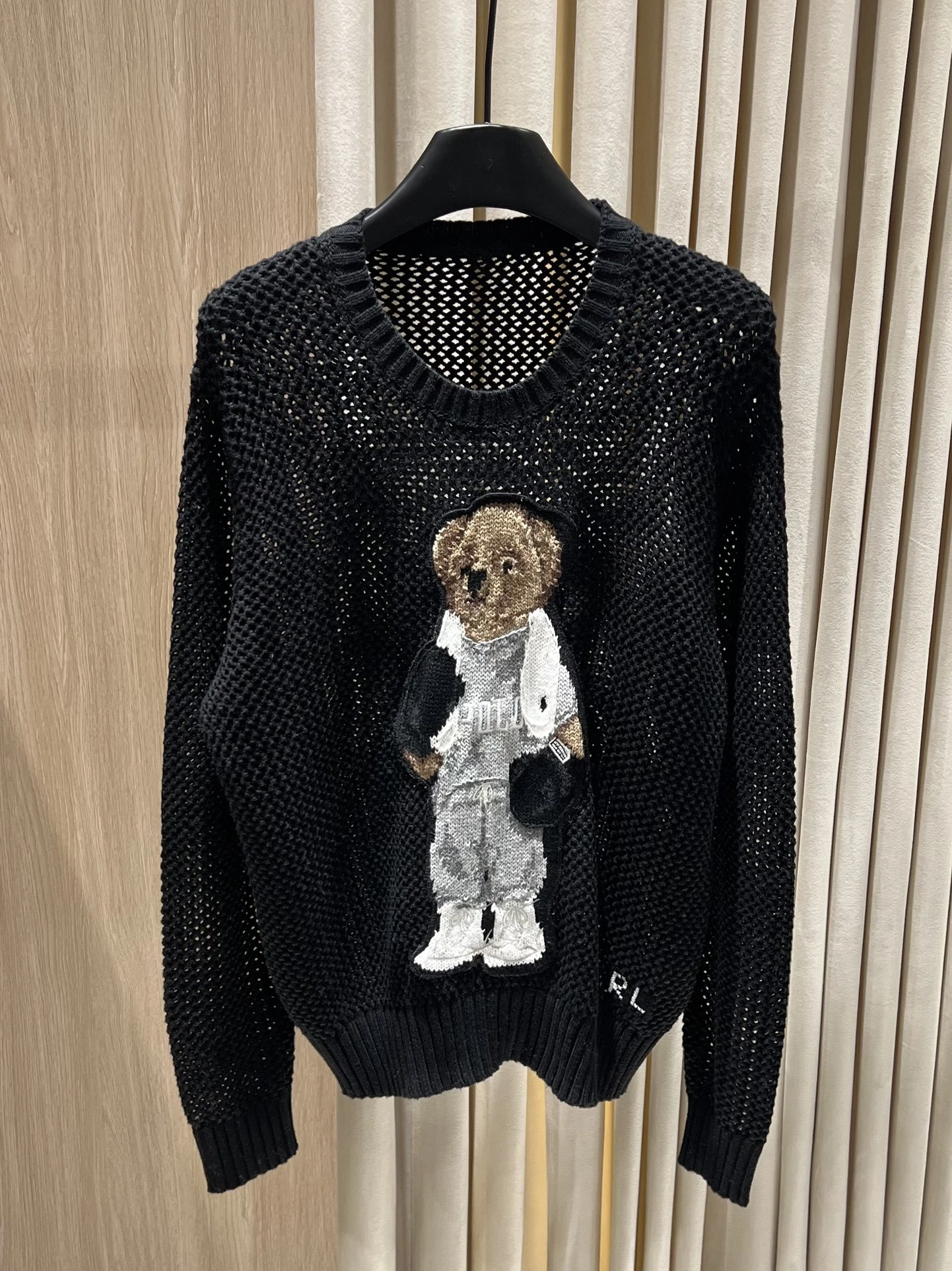 Victoria- R18ph embroidery item:E-F140I2720H