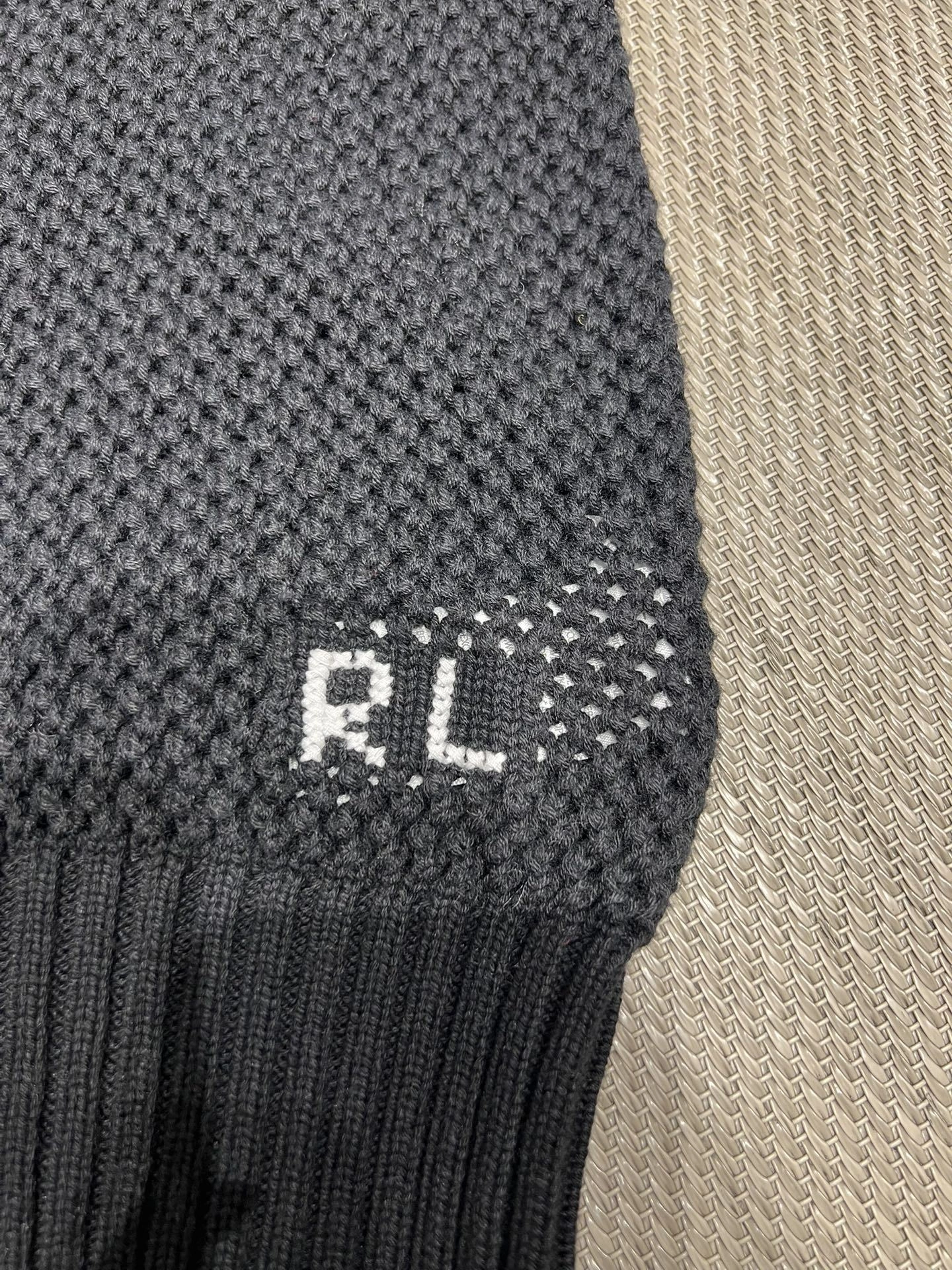Victoria- R18ph embroidery item:E-F140I2720H