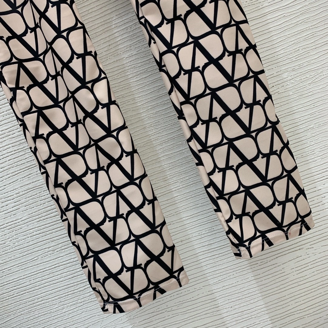 Victoria- V1859ti9o flexible item:D-F044K0608