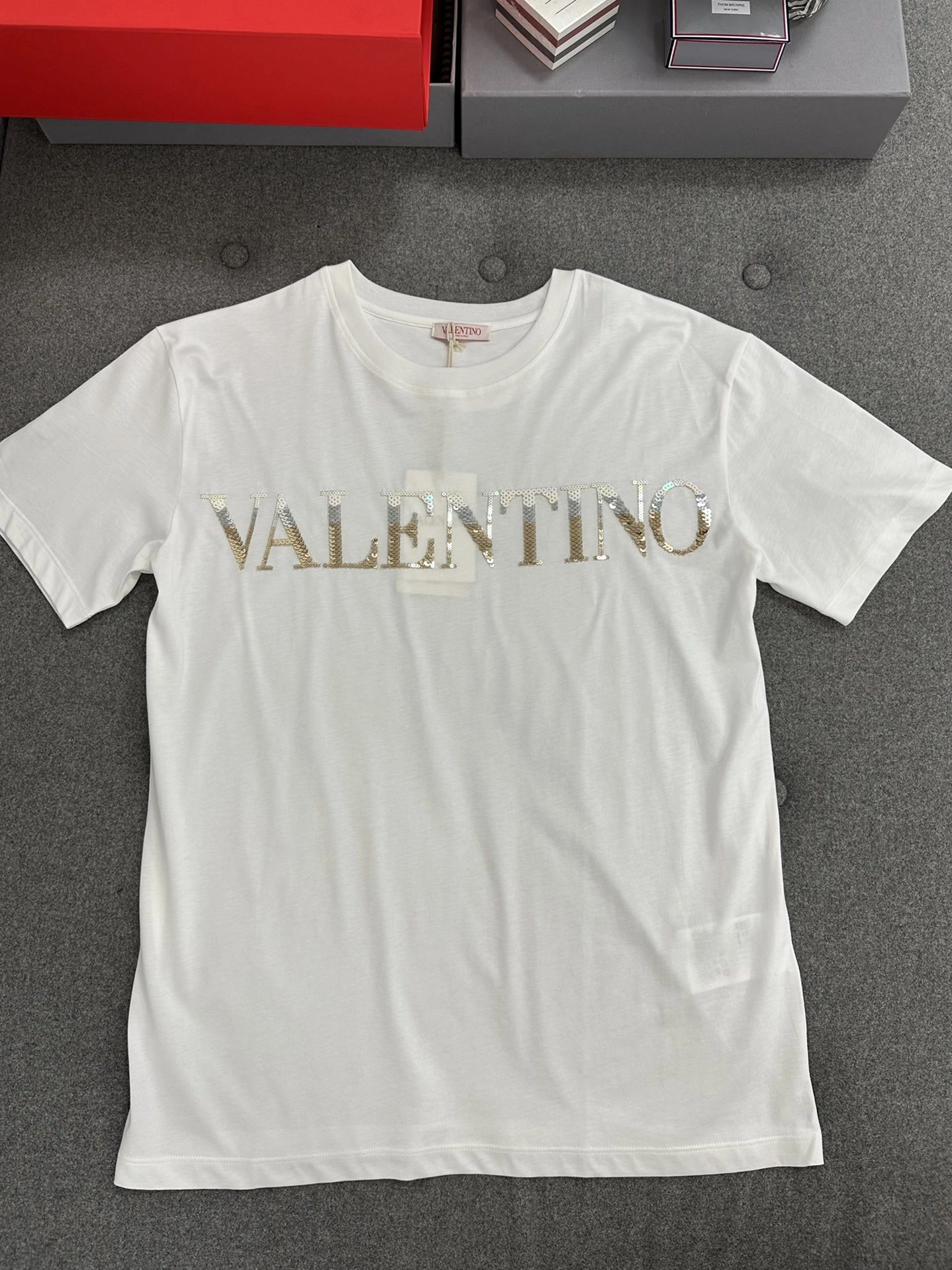 &Victoria--V1859ti9o item:C-F801F1709
