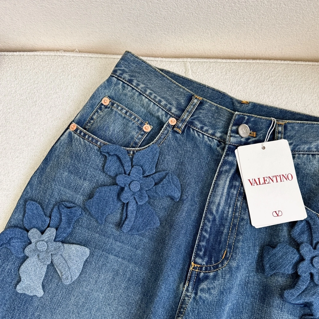 Victoria- V1859ti9o item:D-F240G1015