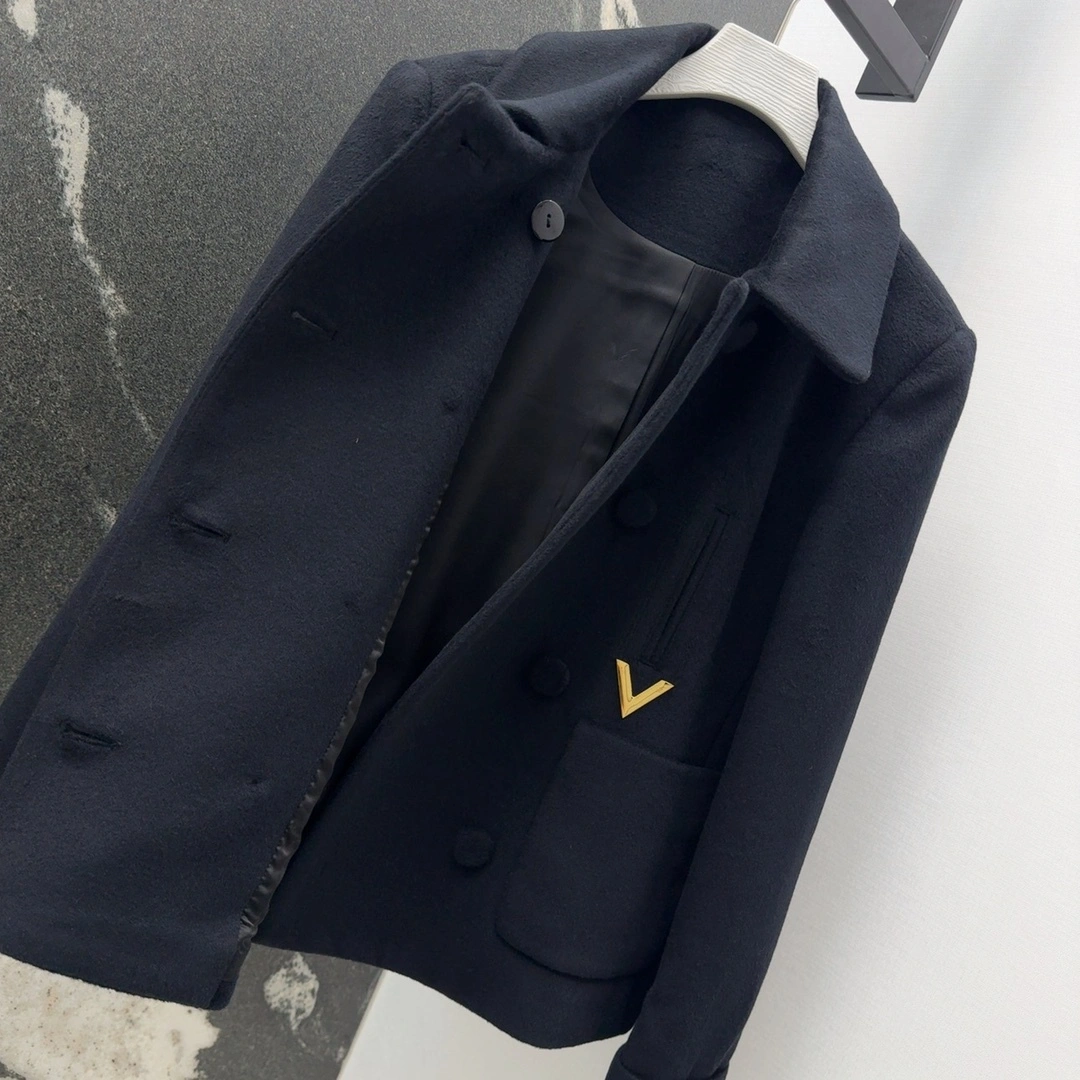 Victoria- V1859ti9o wool item:D-F240J5846