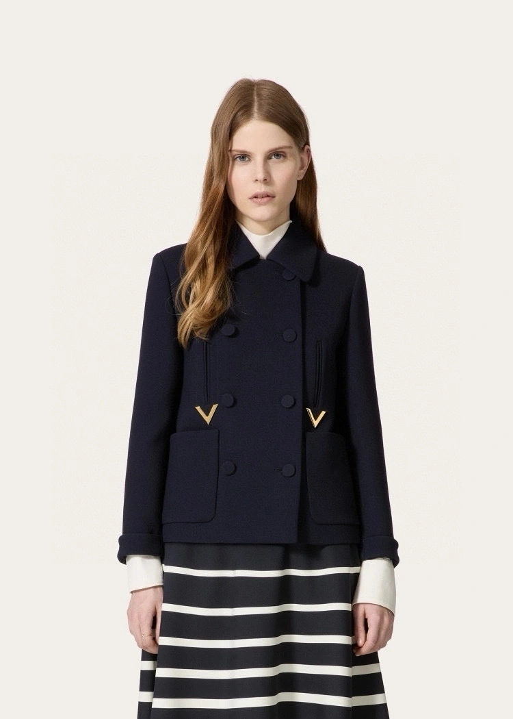 Victoria- V1859ti9o wool item:D-F240J5846