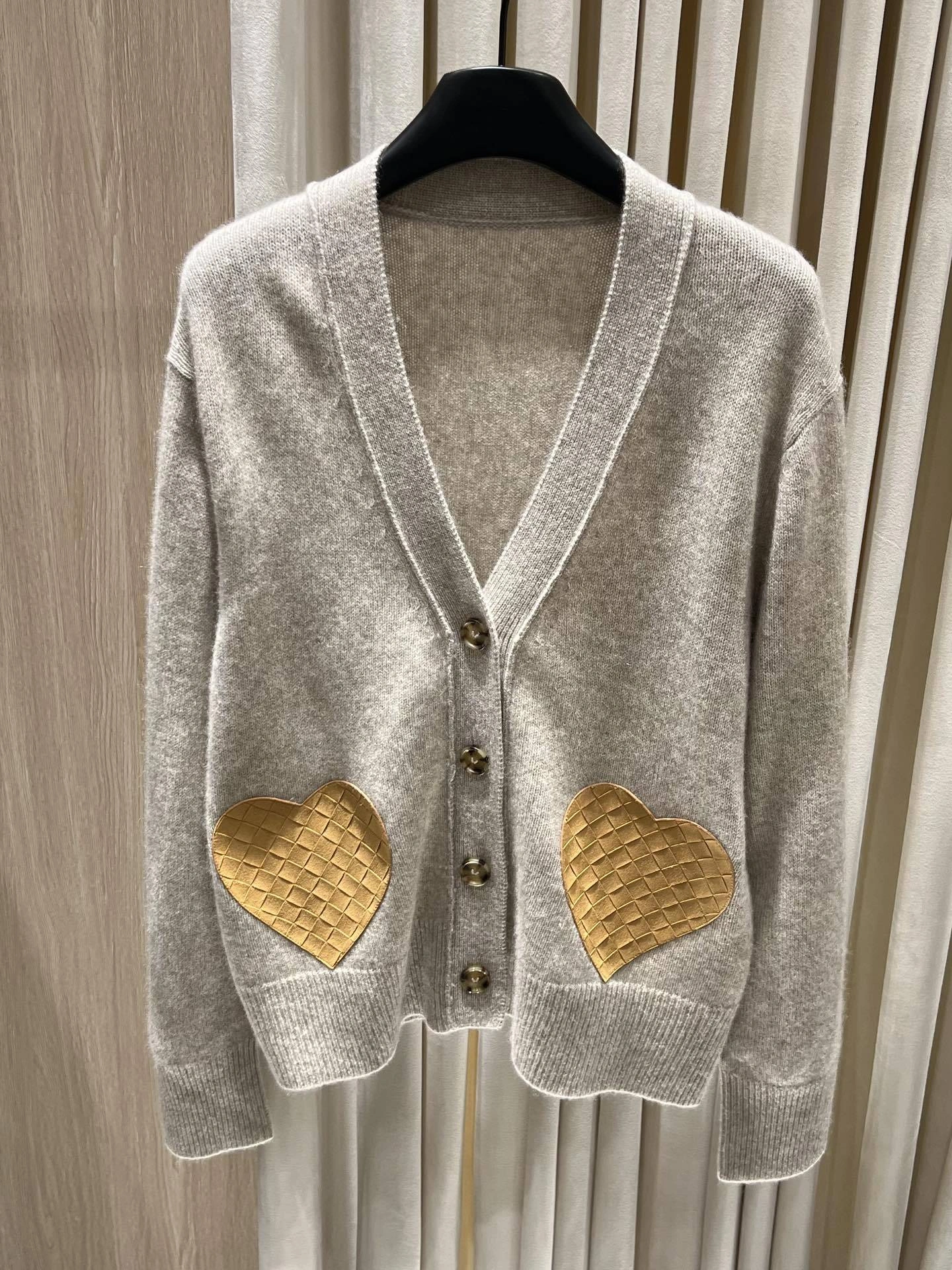 Victoria- V595t1 cashmere wool item:E-F140I2740H