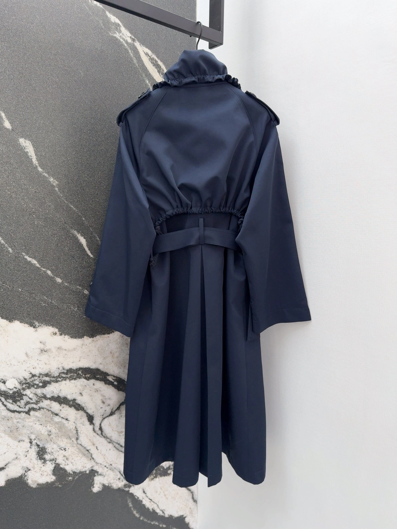 Victoria- V595t1 item:D-F240J1023