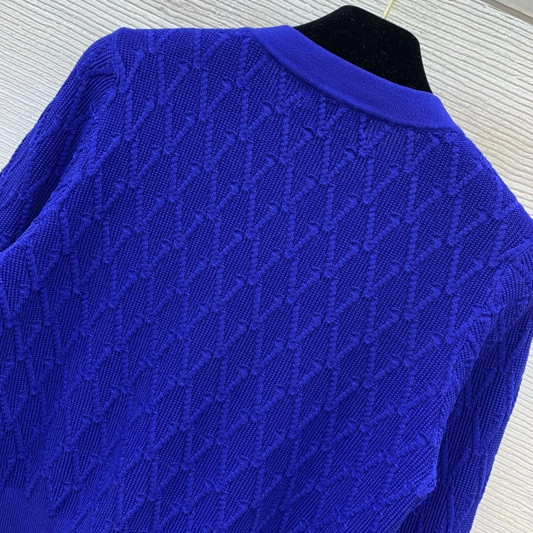 Victoria- V5rs135 2colour item:E-F044I0228-2