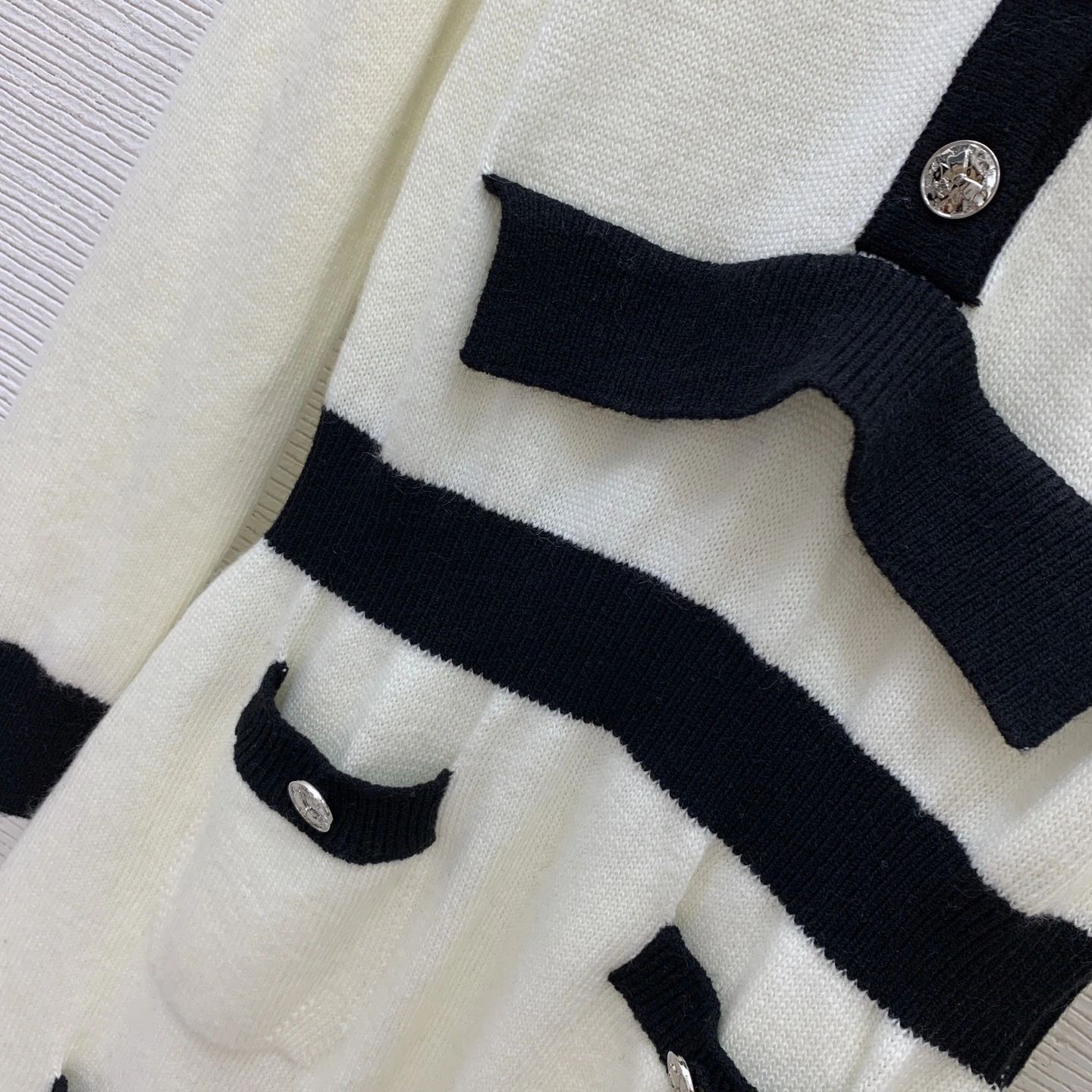 Victoria- V5rs135 wool 2colour item:E-F044K0229-2