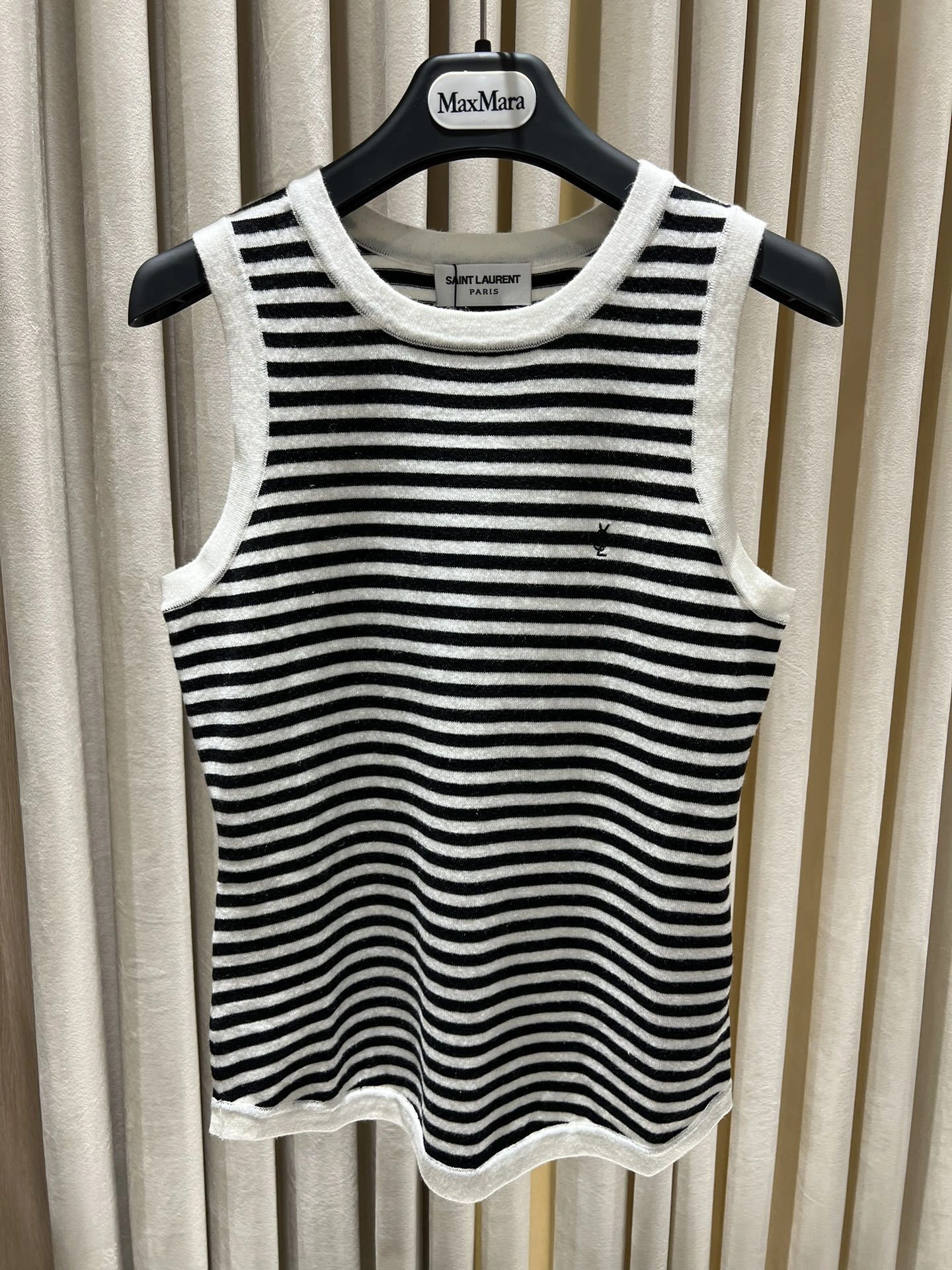 &Victoria- Yv5s 25040712-13 2colour item:E-F140D1127-2