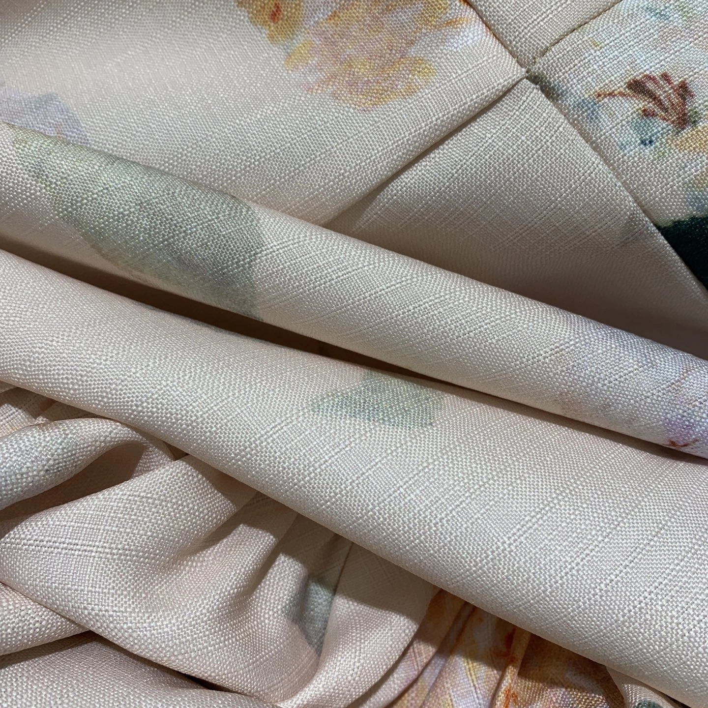 Victoria- Zi775r7199 Linen fabric item:E-F044D1150