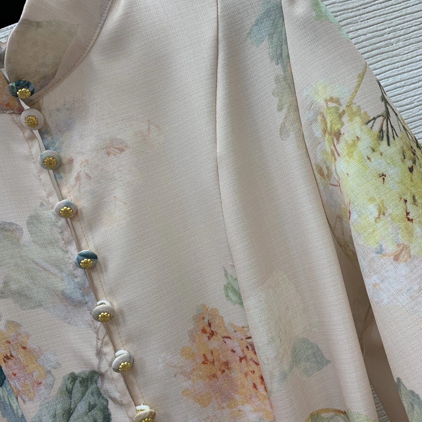 Victoria- Zi775r7199 Linen fabric item:E-F044D1150