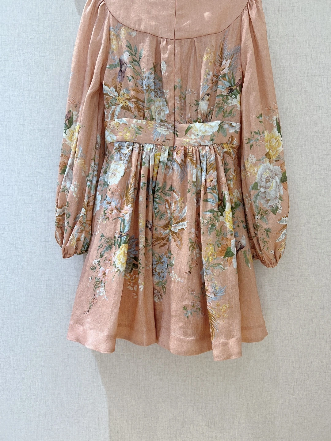 Victoria- Zi775r7199 item:E-F074B1196H