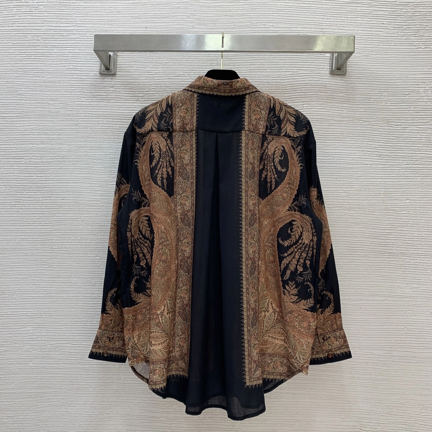 Victoria- Zi775r7199 suit item:E-F044I0210