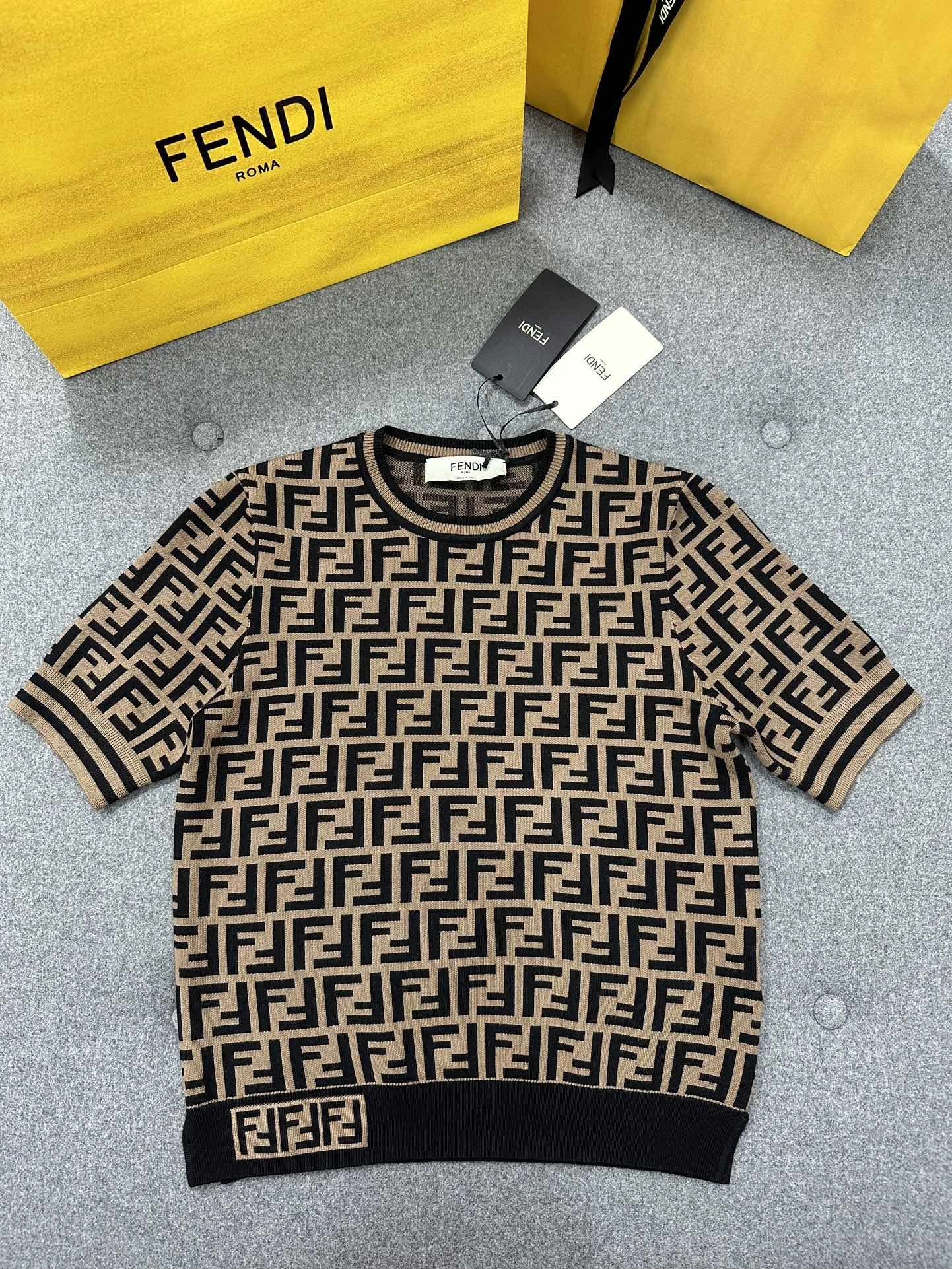 Victoria- item:C-F801K3014