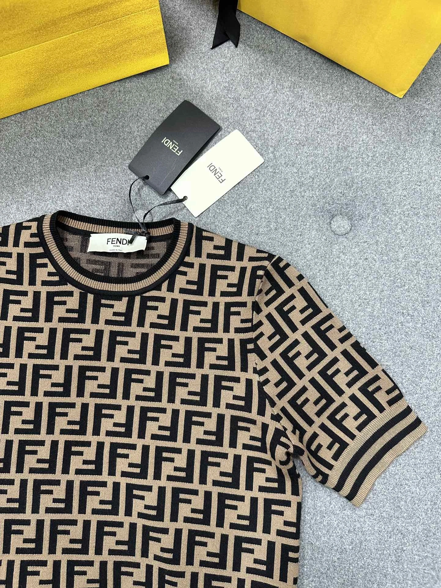 Victoria- item:C-F801K3014