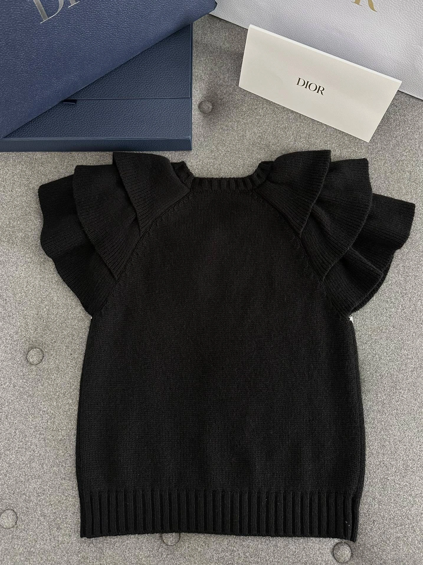 Victoria-4ior- item:C-F801F1702