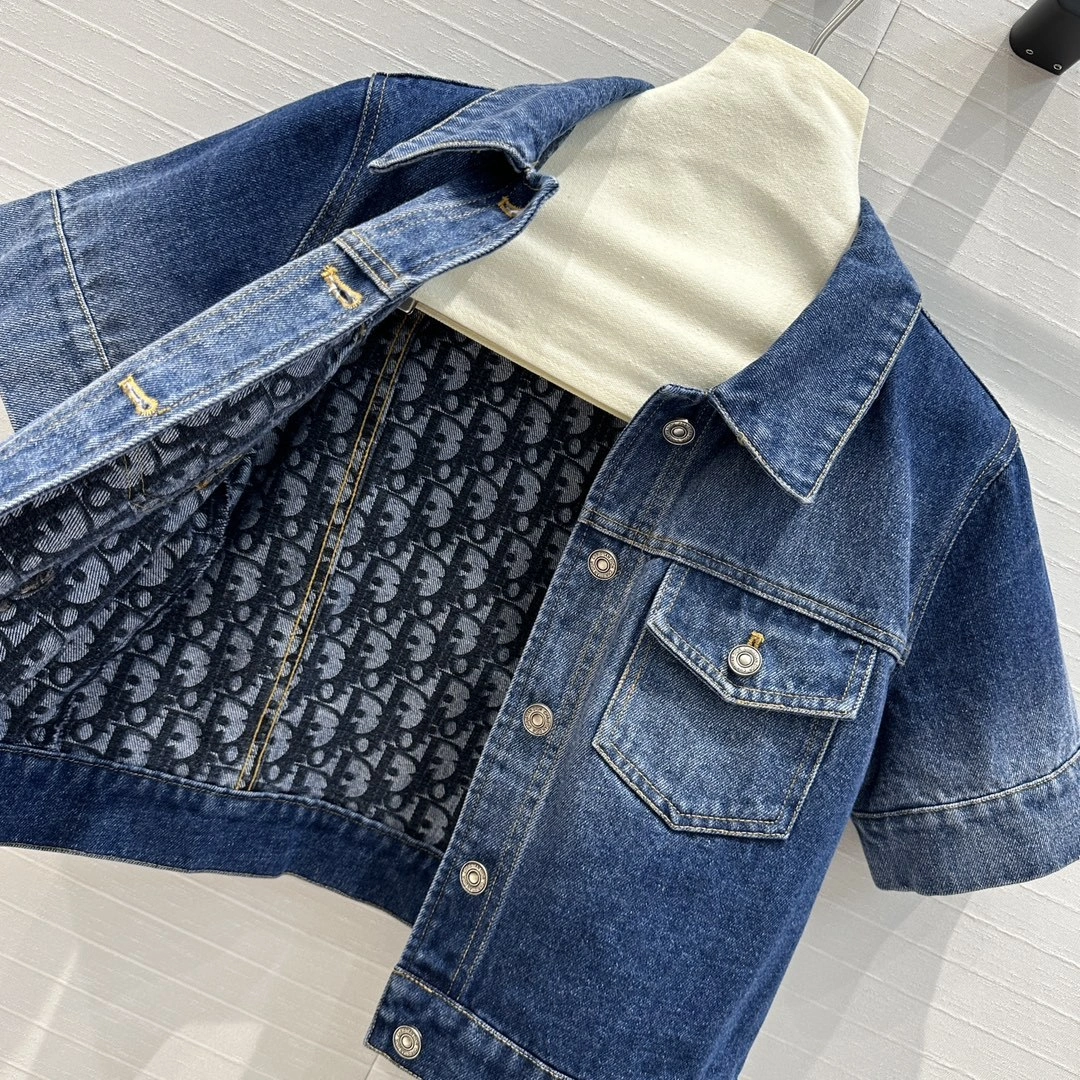 Victoria-4ior item:D-F061H1614