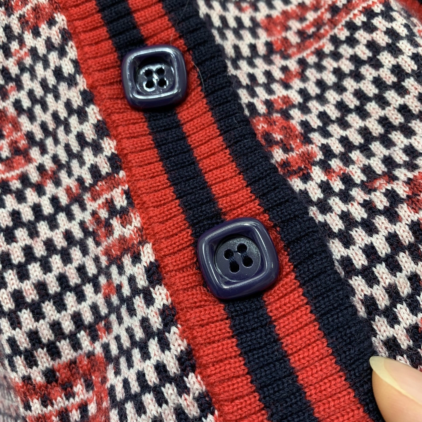 Victoria-6u33i wool item:E-F044I0278