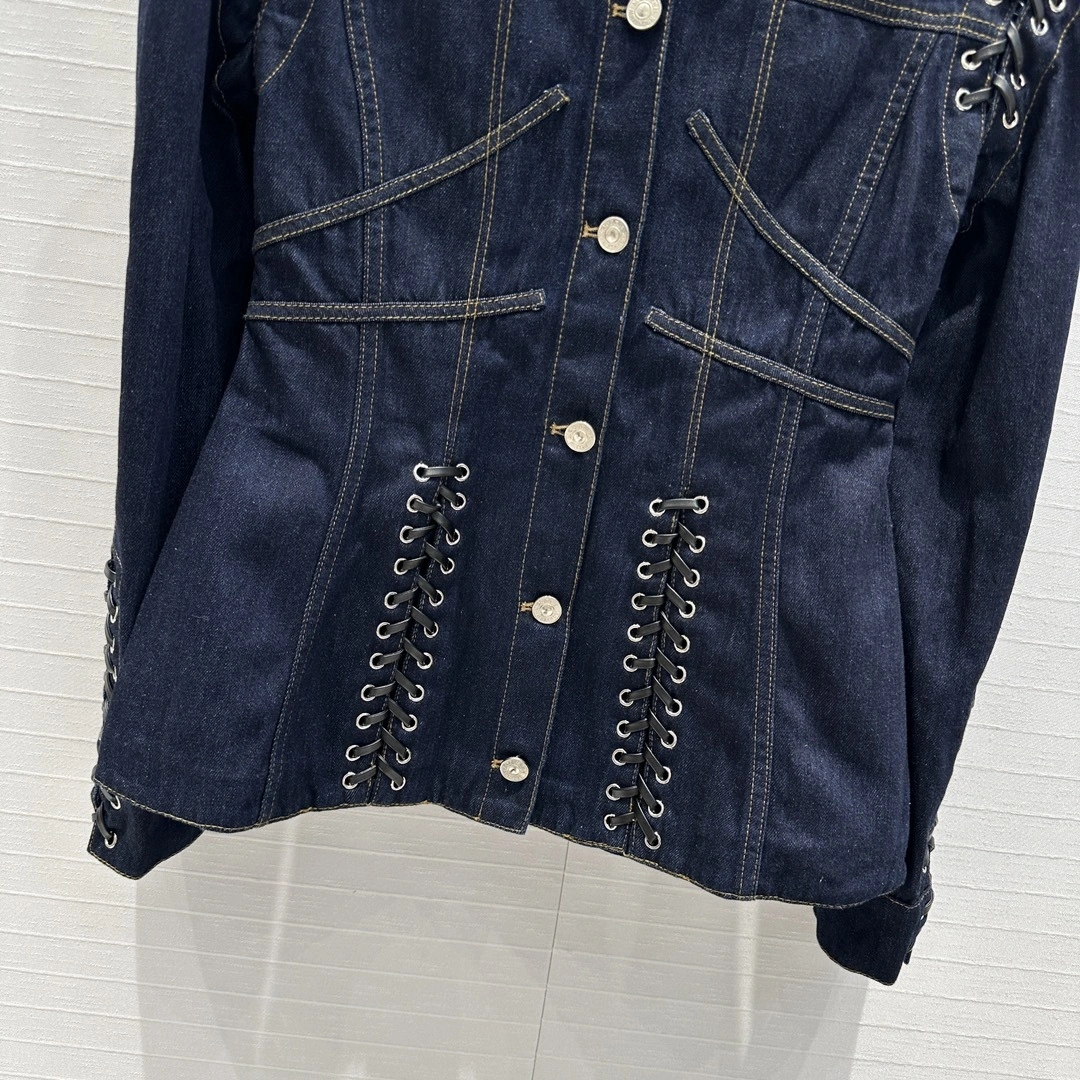 Victoria-7o9385r item:D-F061H1627