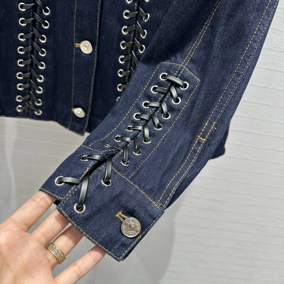 Victoria-7o9385r item:D-F061H1627
