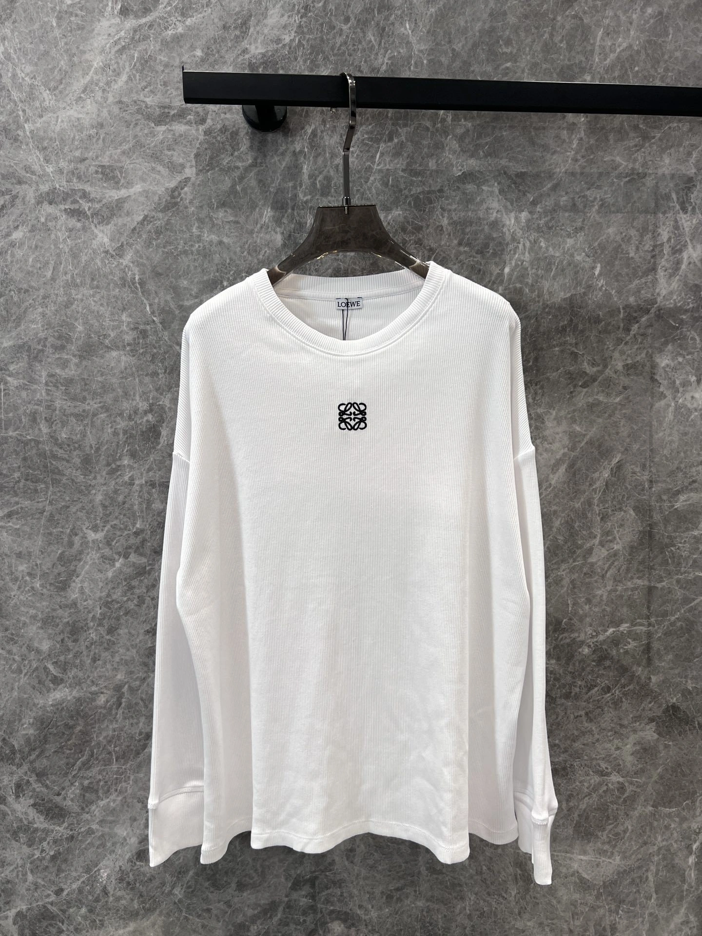 Victoria-8o5w5 24Fw Anagram oversized item:D-F061H1632-2