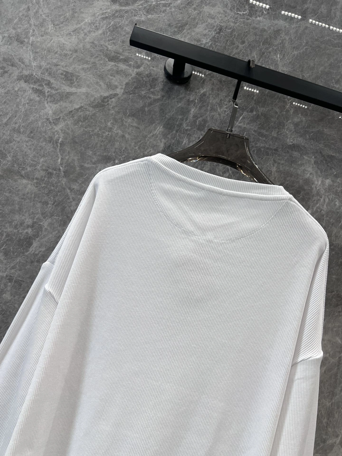 Victoria-8o5w5 24Fw Anagram oversized item:D-F061H1632-2