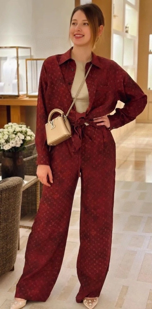 &Victoria-8v item:D-F061D0702